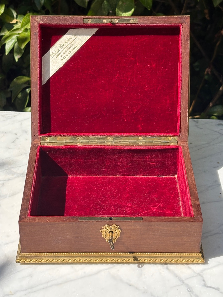 Louis XVI-style Box Set In Gilded Bronze And Mahogany -photo-1