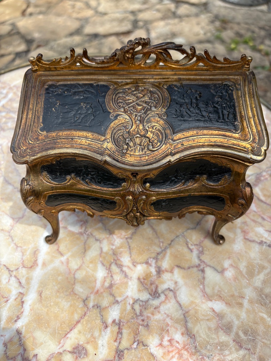 Louis XV-style Bronze Chest In The Shape Of A Scribe's Desk -photo-3