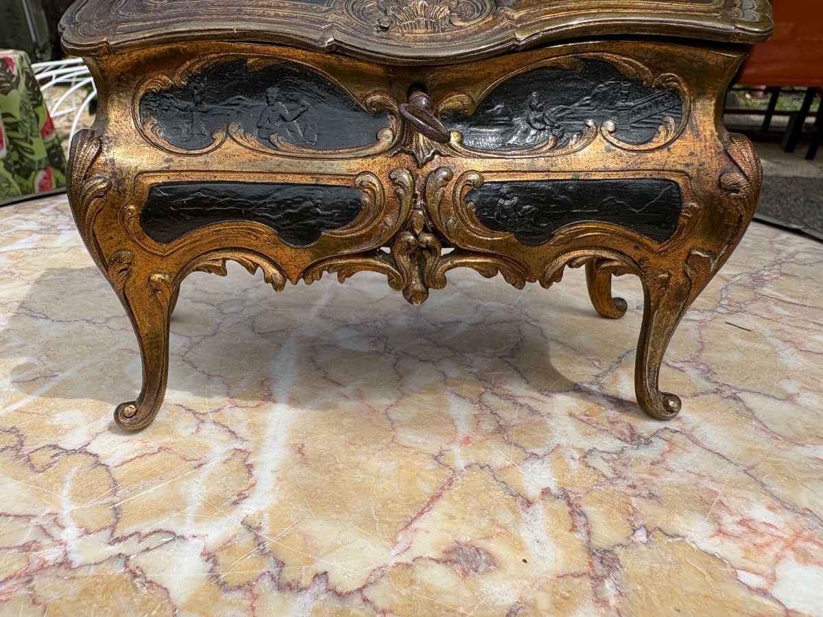Louis XV-style Bronze Chest In The Shape Of A Scribe's Desk -photo-4