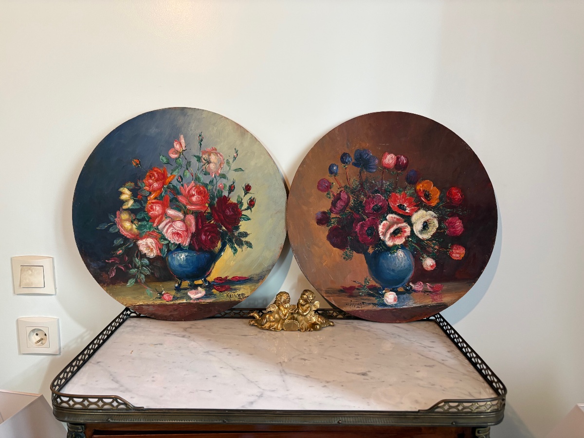 Pair Of Paintings Depicting Bouquets Of Flowers -photo-2