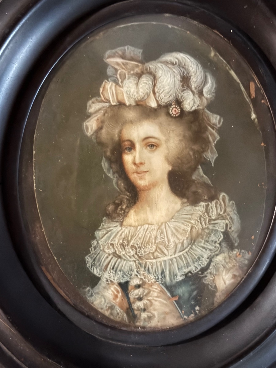 18th-century Miniature Portrait Of Madame élisabeth -photo-2