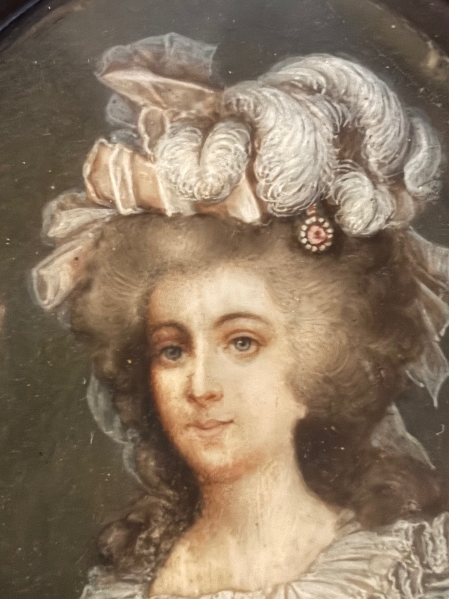 18th-century Miniature Portrait Of Madame élisabeth -photo-1