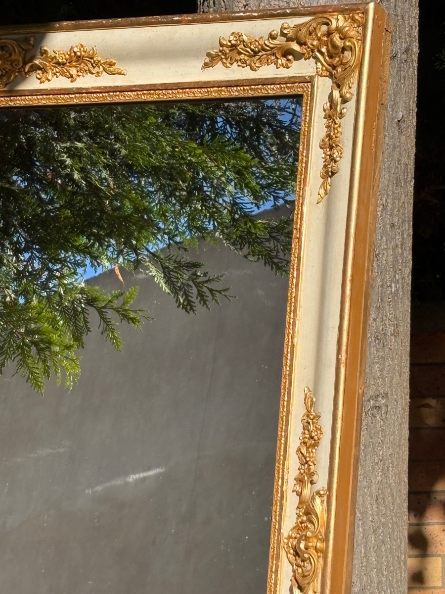 Antique Mirror, Restored With White And Gold Patina, 19th Century-photo-1