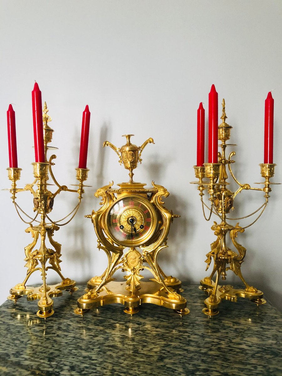 Pendule en bronze doré et ses candélabres-photo-4