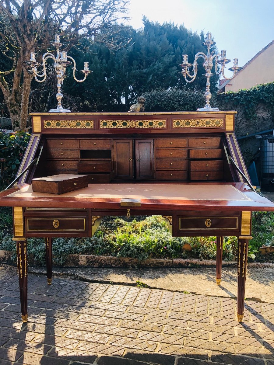 Louis XVI Period Mahogany Bronze Desk-photo-3