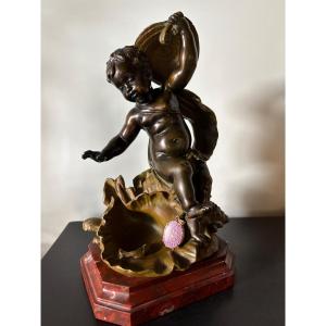 Bronze petite fille formant baguier 