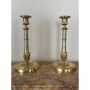 Paire de grands bougeoirs Empire Ravrio