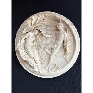 Médaillon en marbre haut relief "Oberon et Titania"