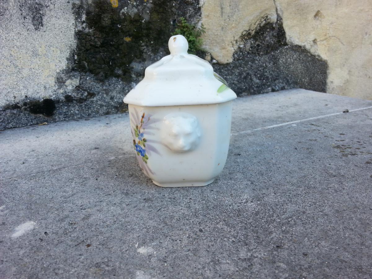 Sugar. Porcelain Paris. 19th.-photo-2