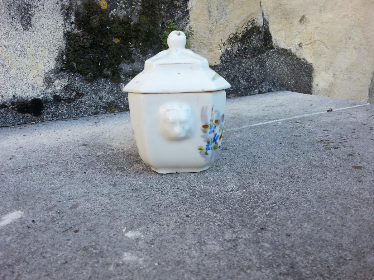 Sugar. Porcelain Paris. 19th.-photo-4