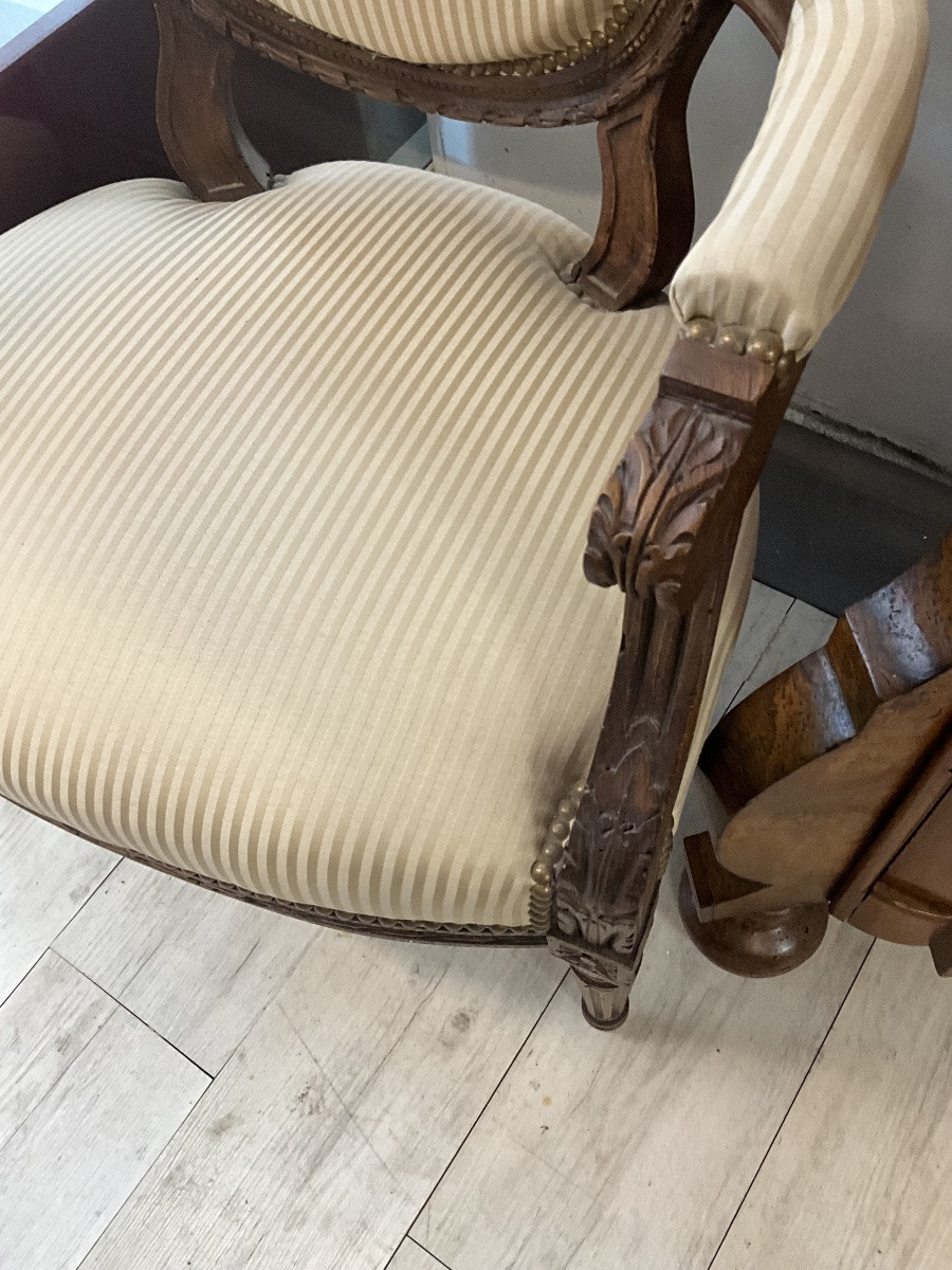 Pair Of Armchairs -photo-1
