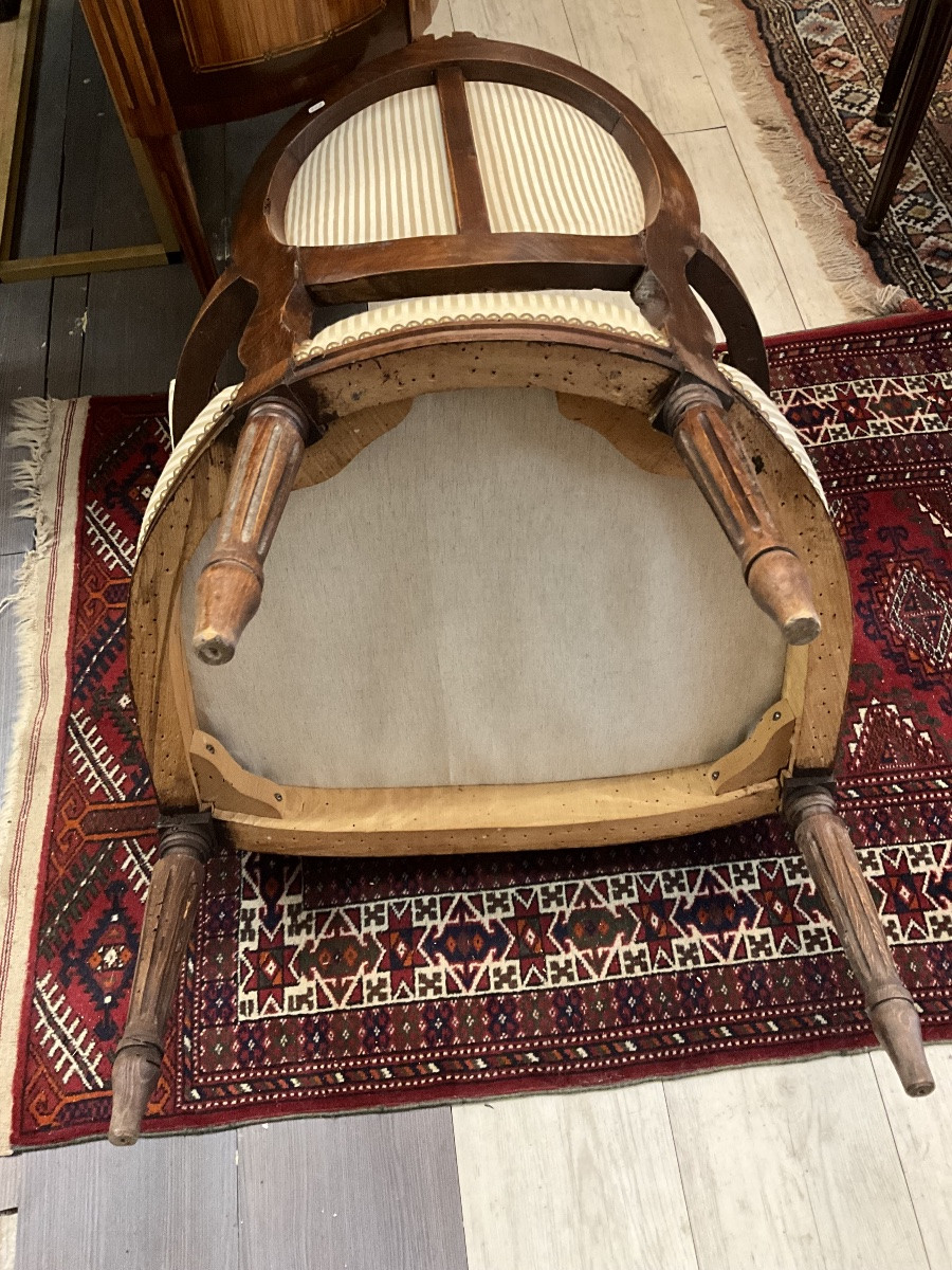 Pair Of Armchairs -photo-2