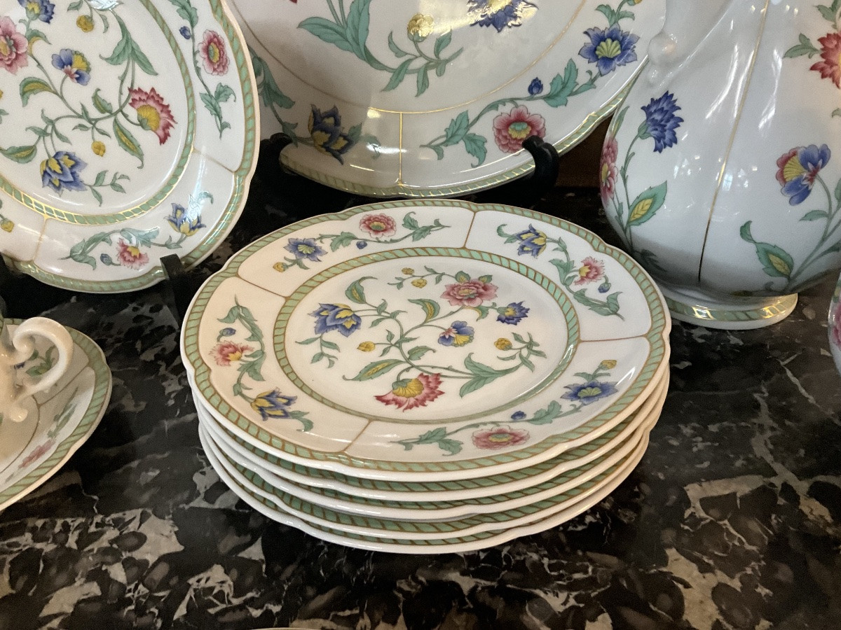 Villeroy & Boch Tea, Coffee, And Dessert Service-photo-2