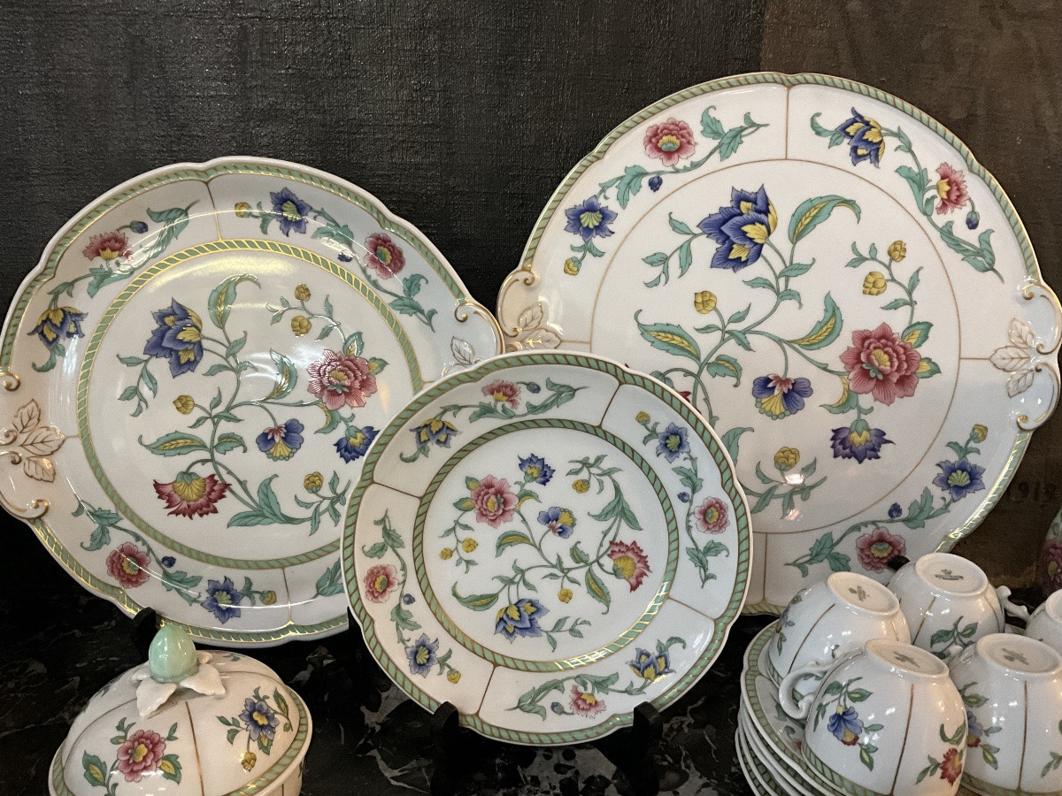 Villeroy & Boch Tea, Coffee, And Dessert Service-photo-7