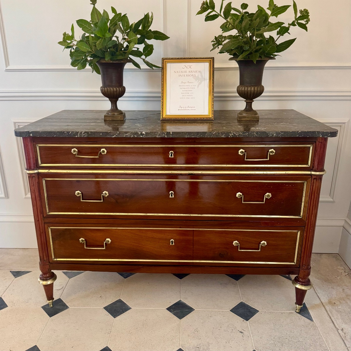 Louis XVI Style Mahogany Commode-photo-5