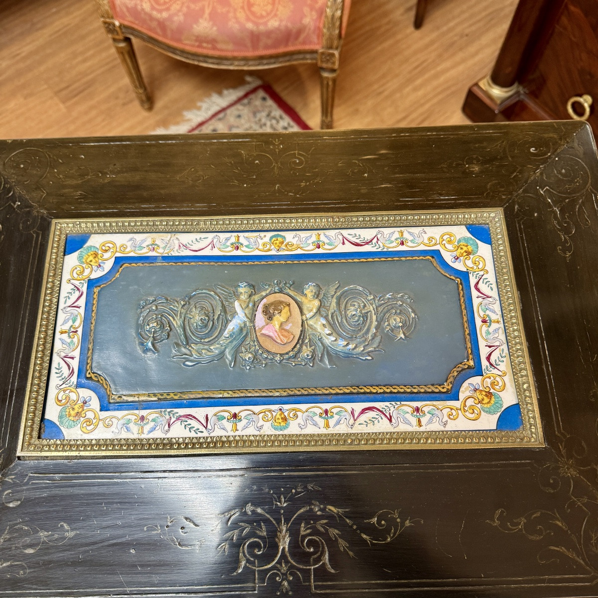 Travailleuse - Boite à Bijoux-photo-2