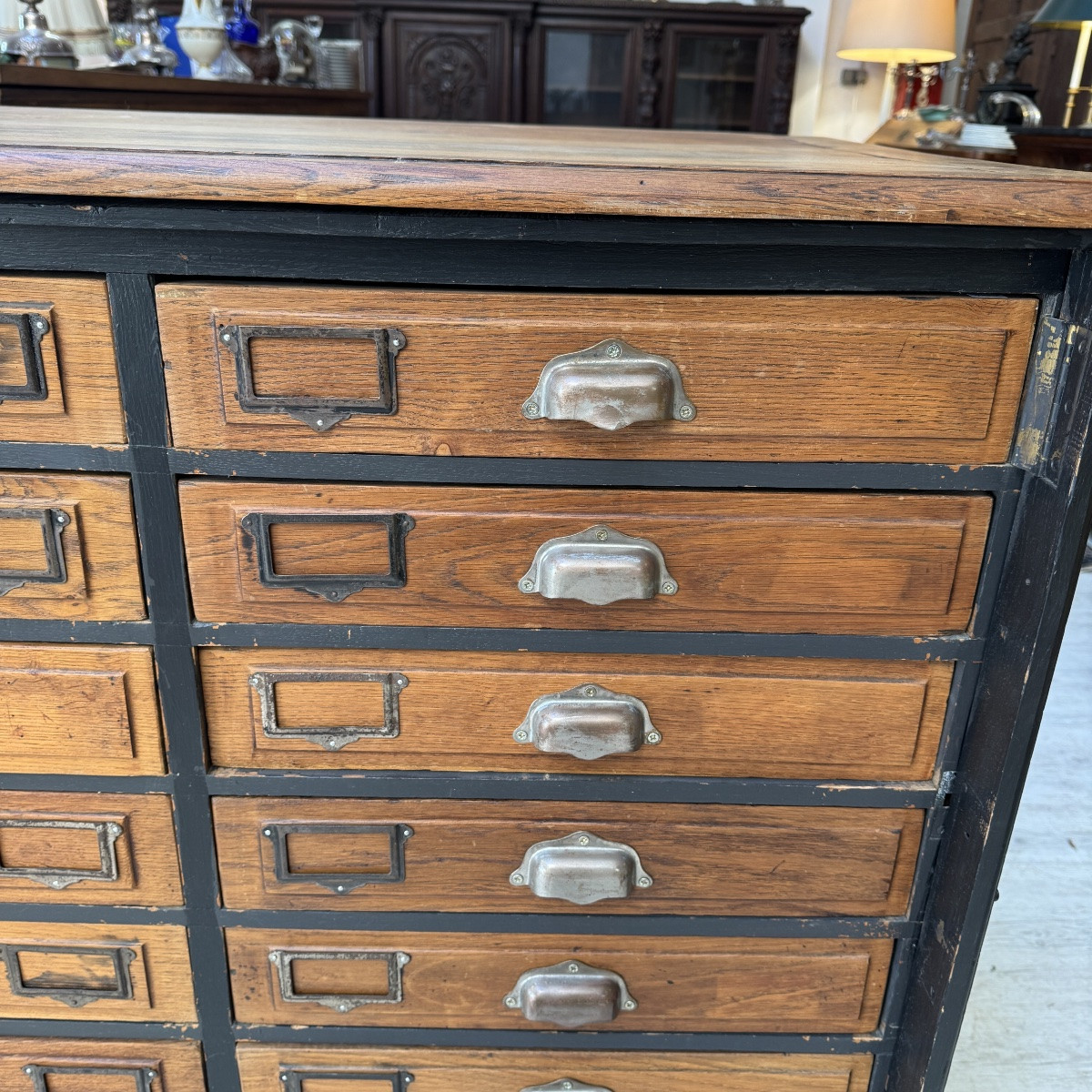 Trade Furniture -photo-1