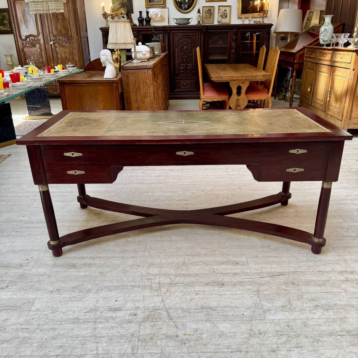 Bureau Empire-photo-4