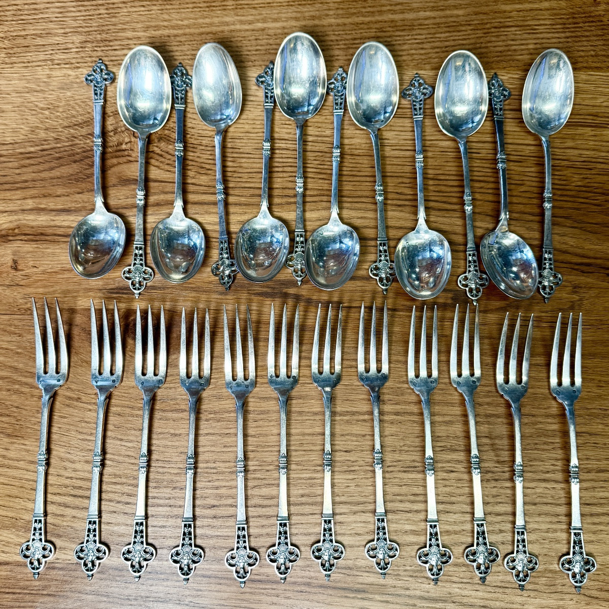 Entremets Cutlery