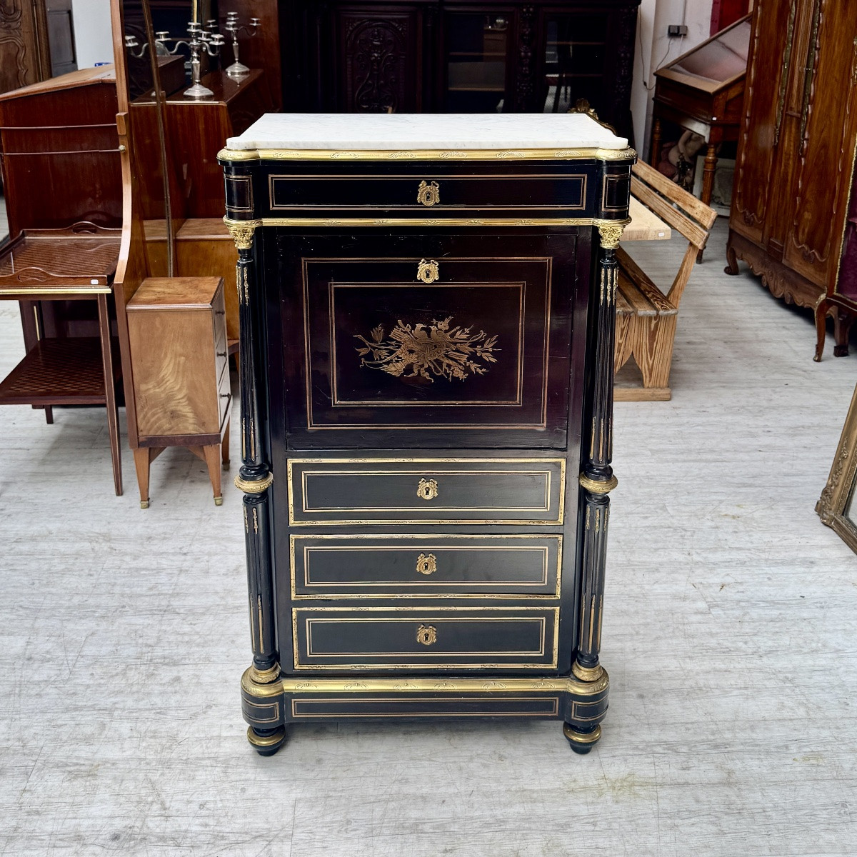 Secretary To Dame Napoléon III-photo-7