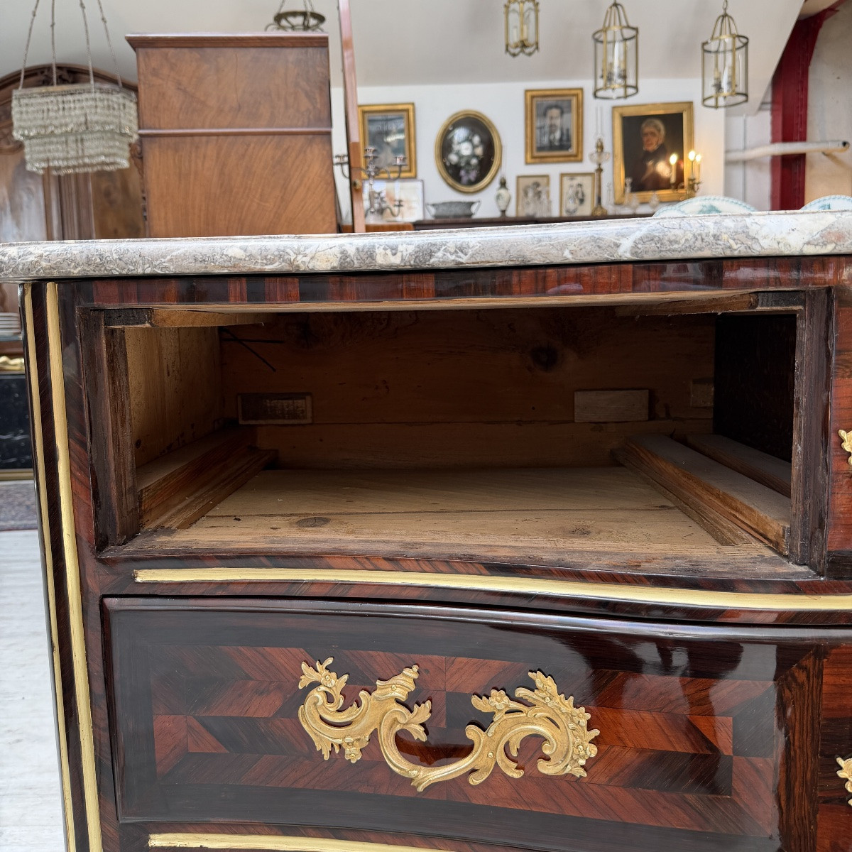 Regence Chest Of Drawers-photo-4