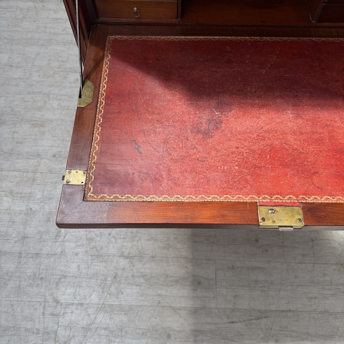 Louis XVI Secretary-photo-3