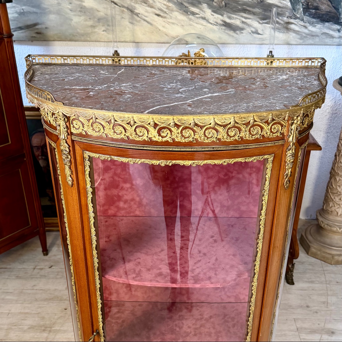 Louis XV-style Display Case-photo-1