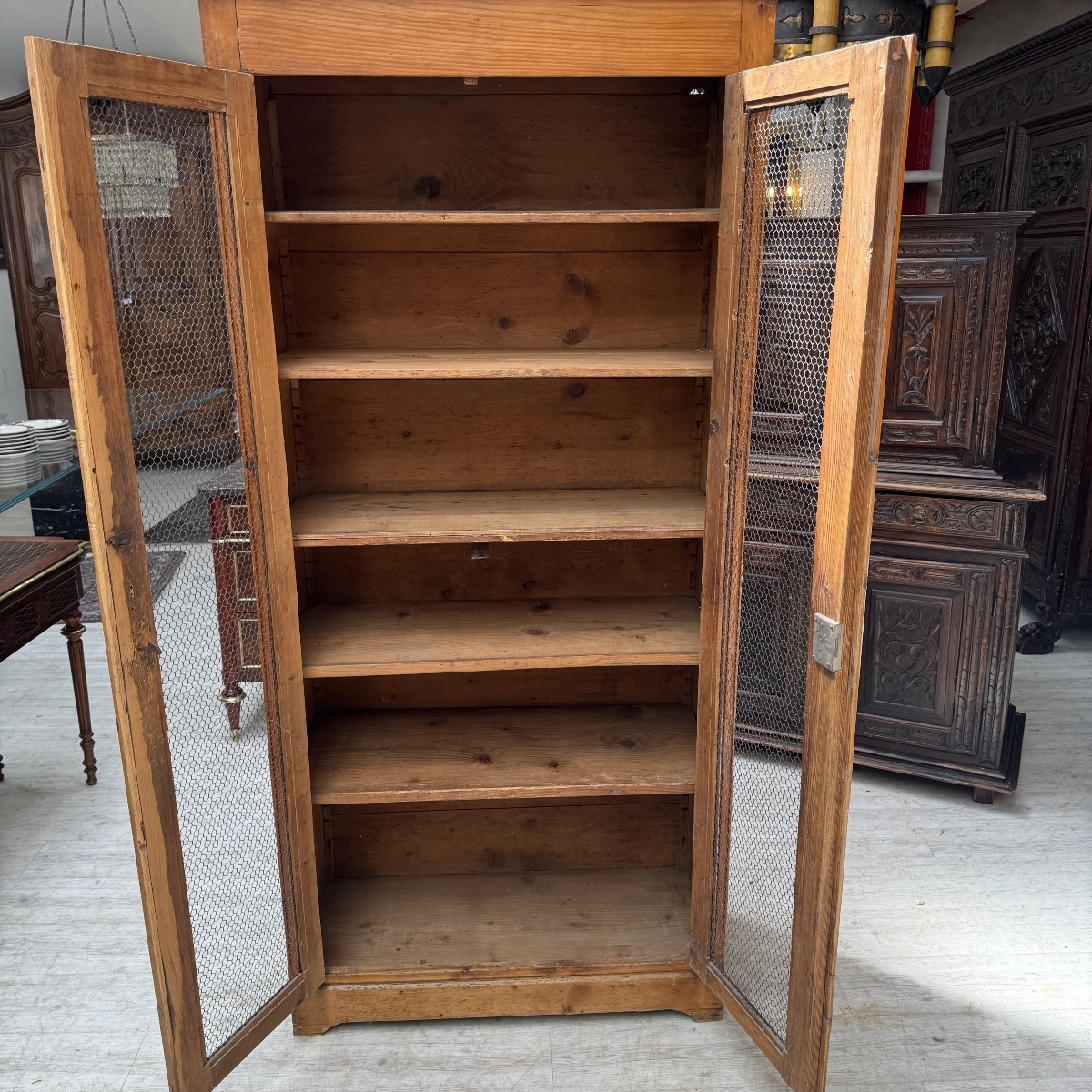 Mesh Cabinet-photo-2