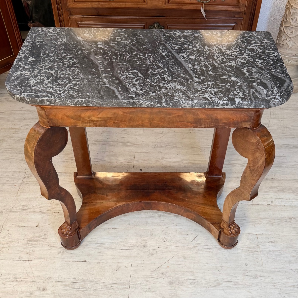 Restaurant Console-photo-1