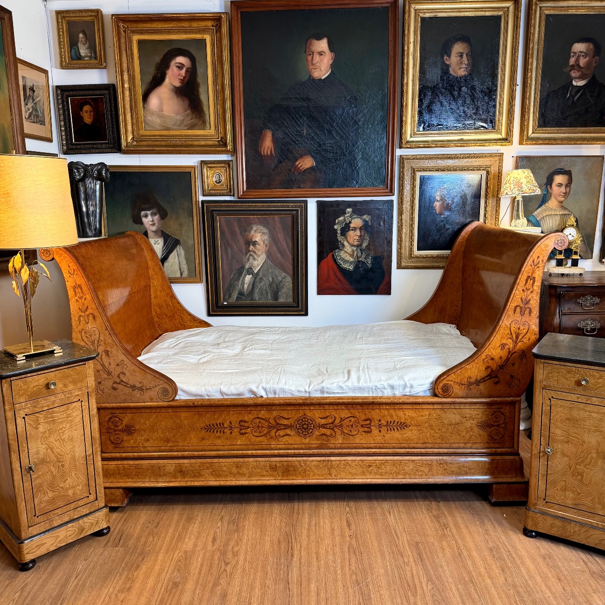Charles X Bed-photo-2