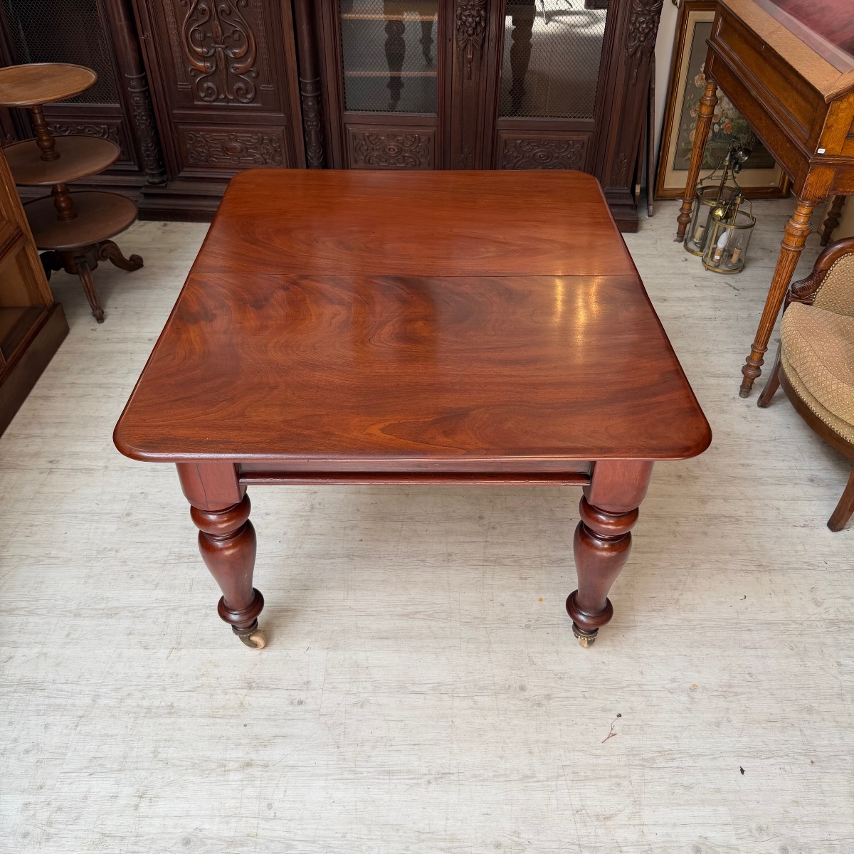 Victorian Dining Table-photo-2