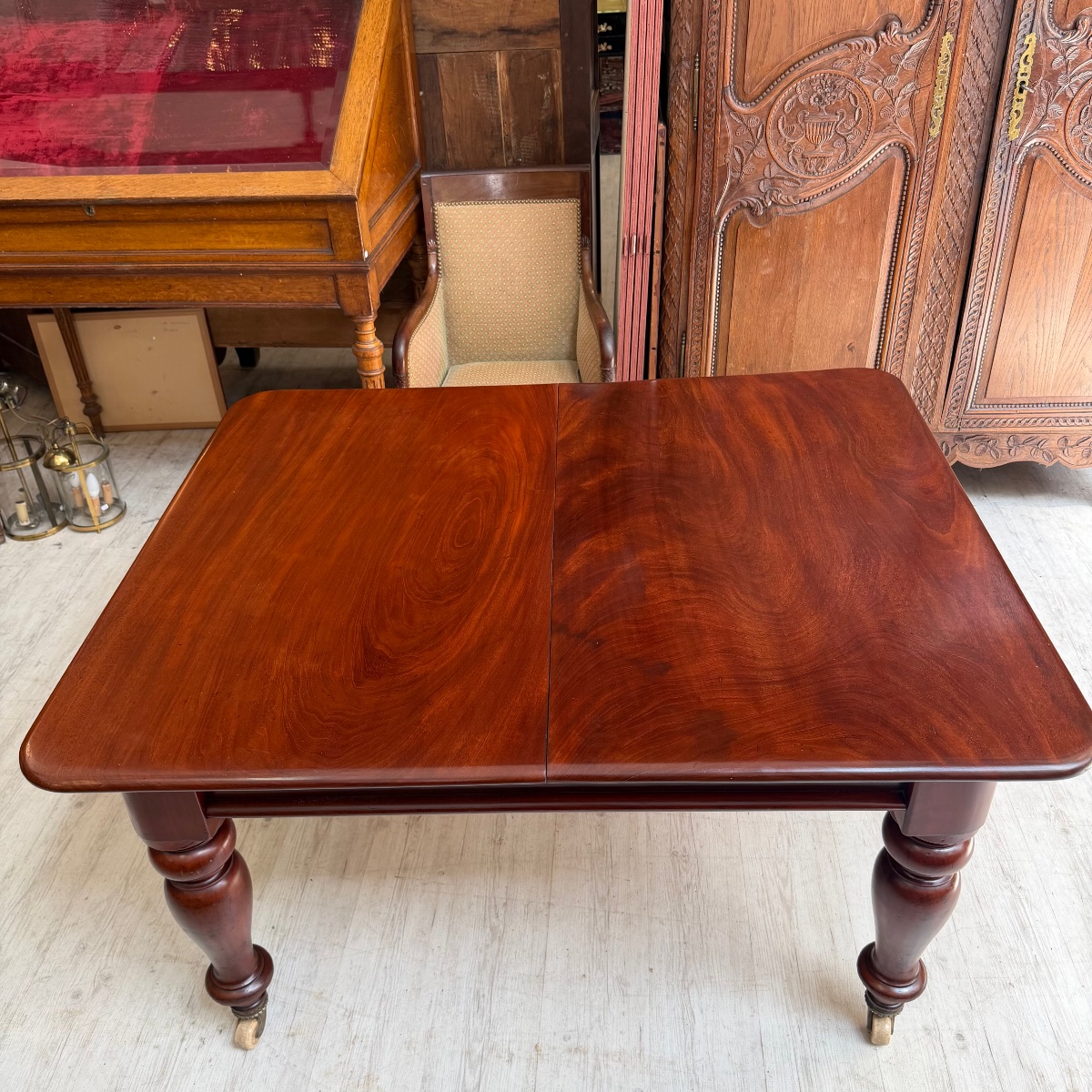 Victorian Dining Table-photo-3