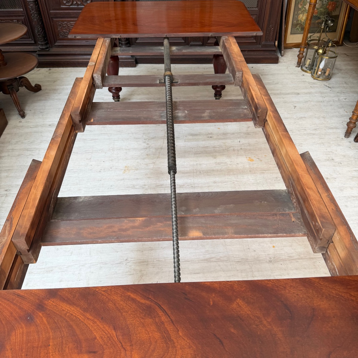 Victorian Dining Table-photo-4