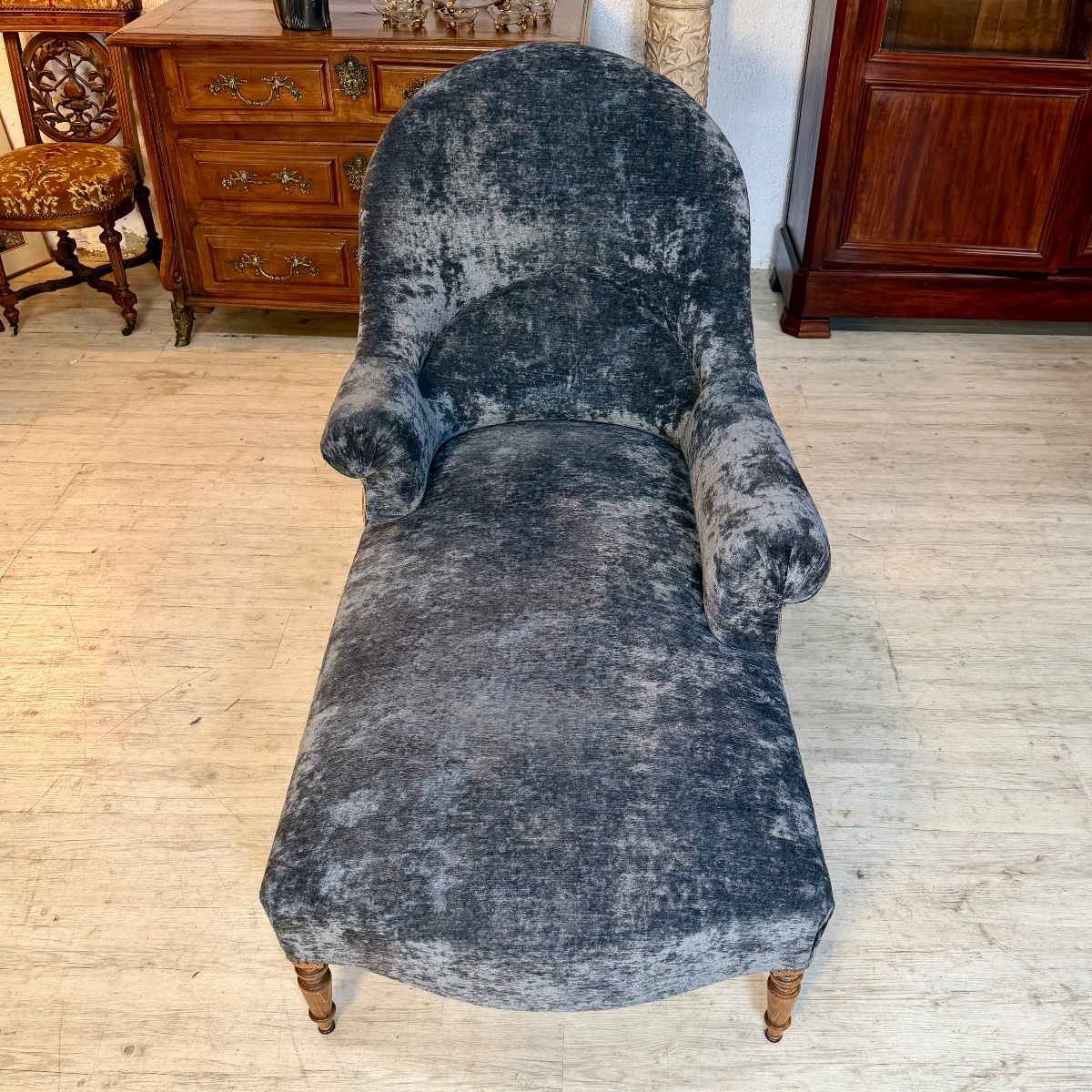 Napoleon III-era Chaise Longue