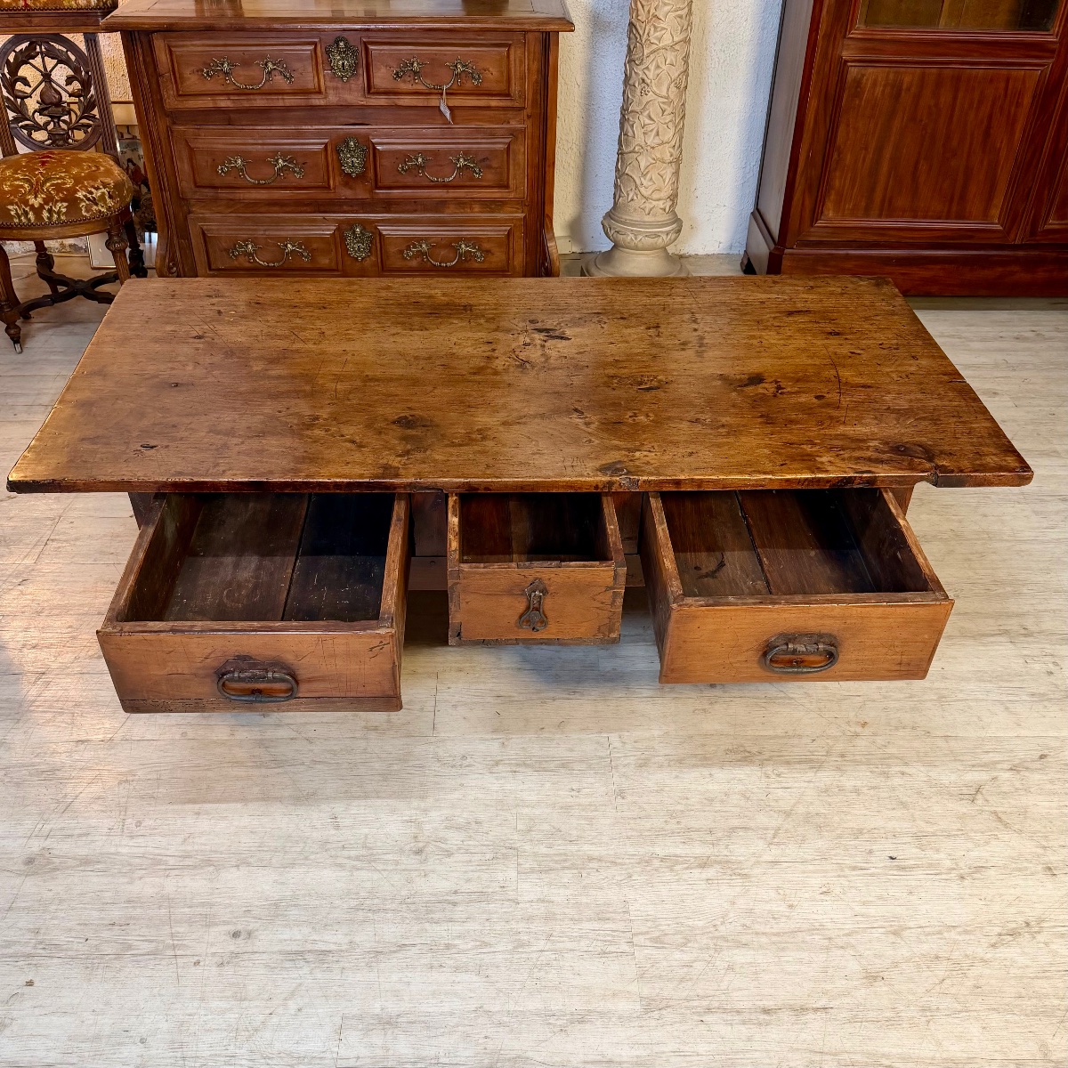 Coffee Table -photo-3