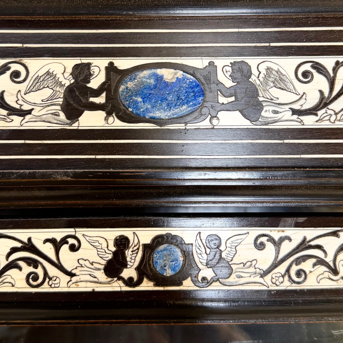 Vitrine Néo renaissance -photo-2