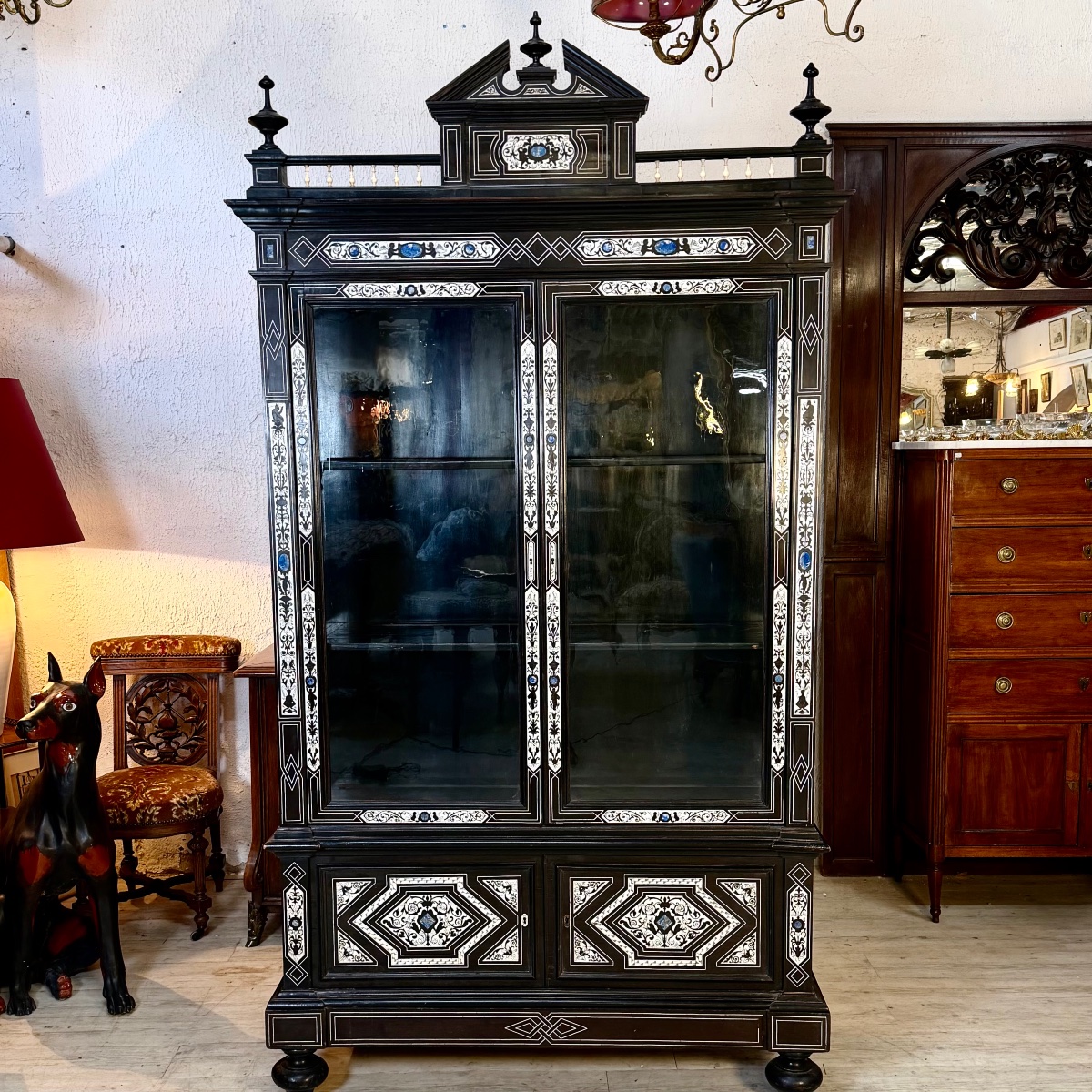 Vitrine Néo renaissance 