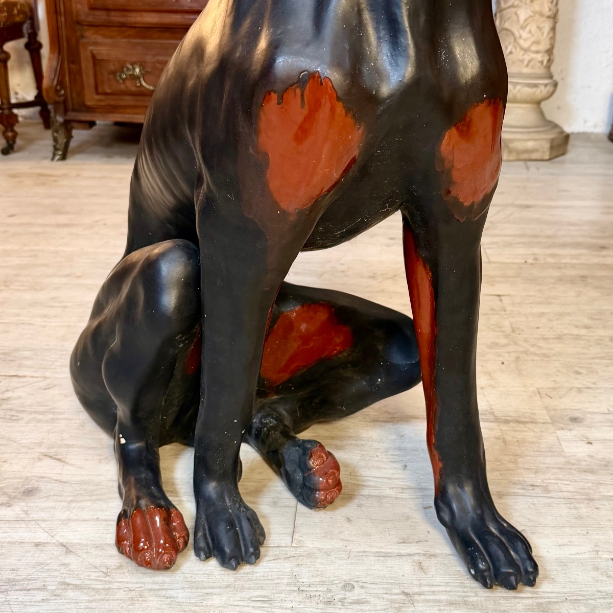 Doberman en terre cuite inspiré de Bavent-photo-3