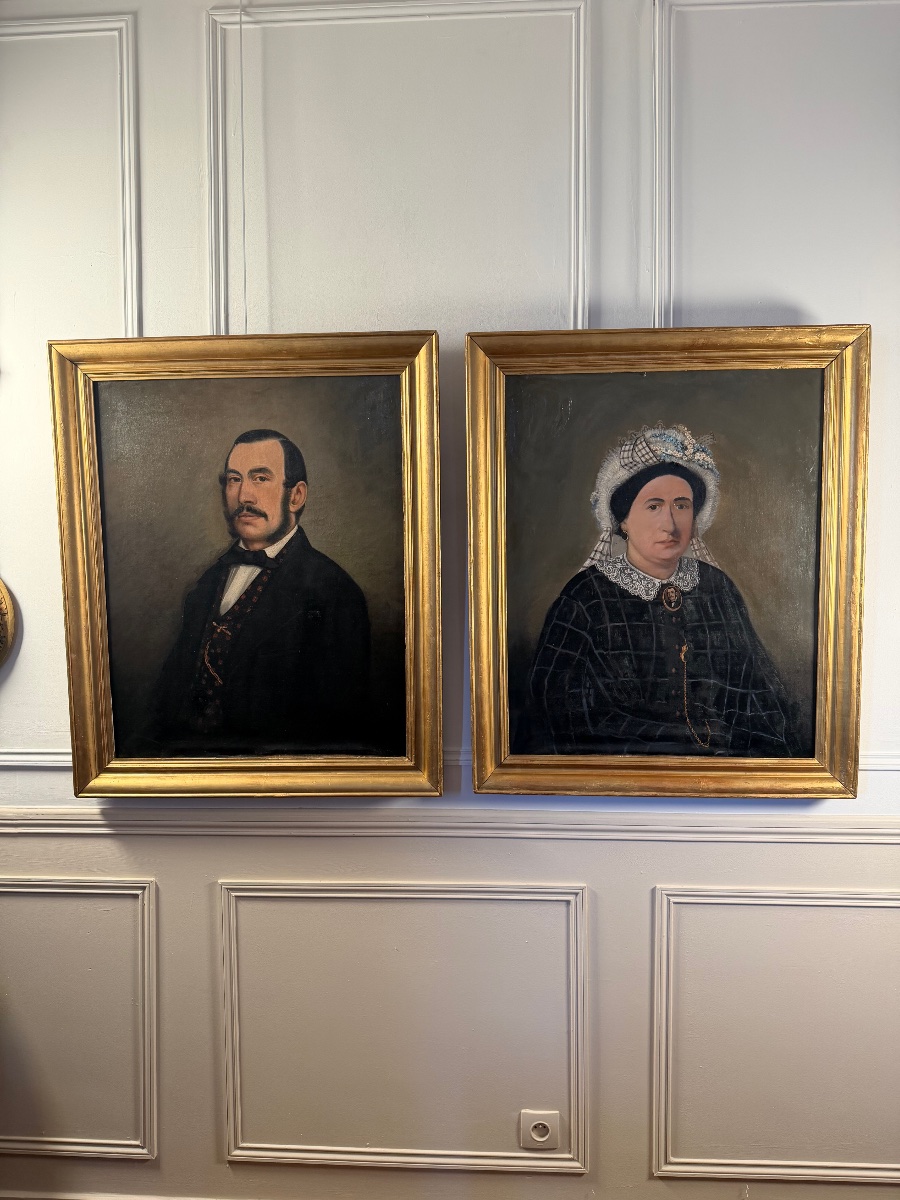 Pair Of Portraits-photo-2