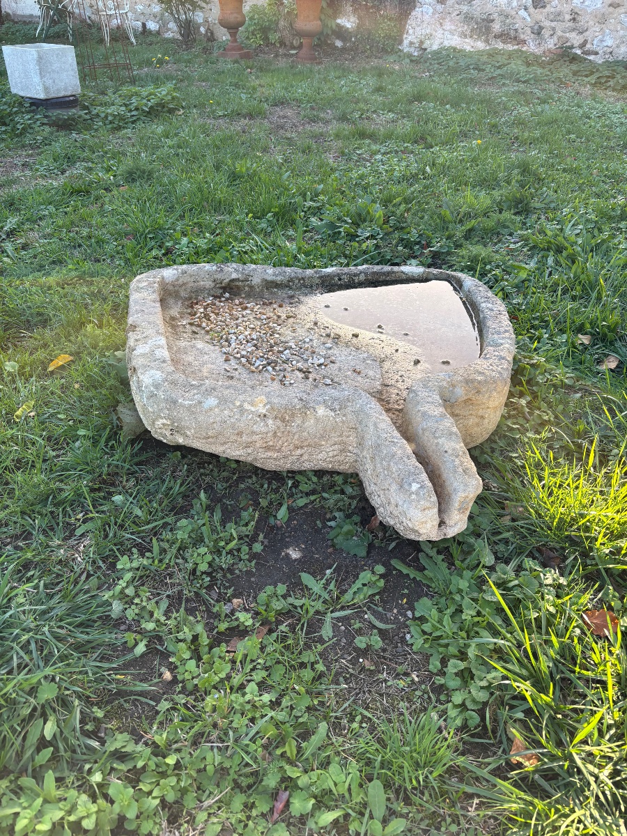 Stone Fountain/pond With An Overflow