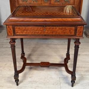 Bonheur du jour rétractable