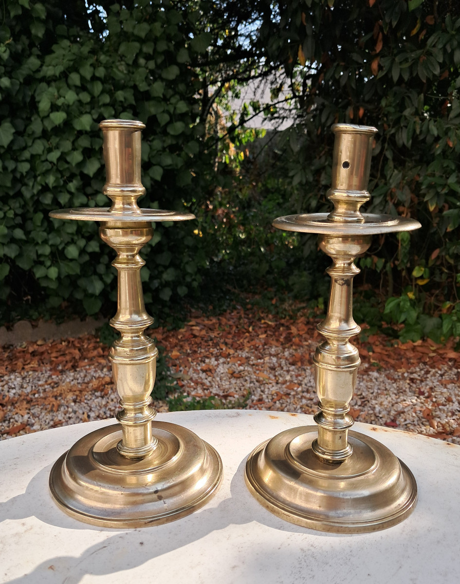 Paire De Bougeoirs à Coupelle XVIIème Siècle, Espagne
