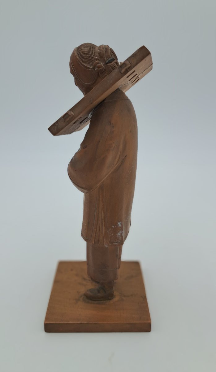 Carved Wooden "wooden Collar Punishment" Figurine, China Circa 1900-photo-1