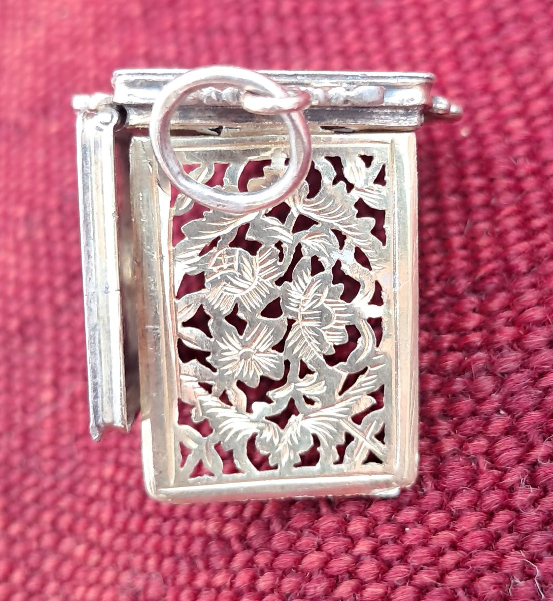 pendentif, Vinaigrette enVermeil, France, Paris (1819-1838)-photo-1