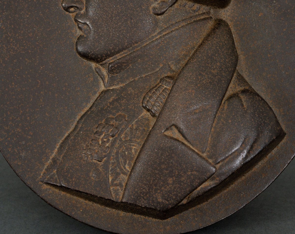 Médaillon Profil en bronze XIXe représentant Napoléon-photo-3