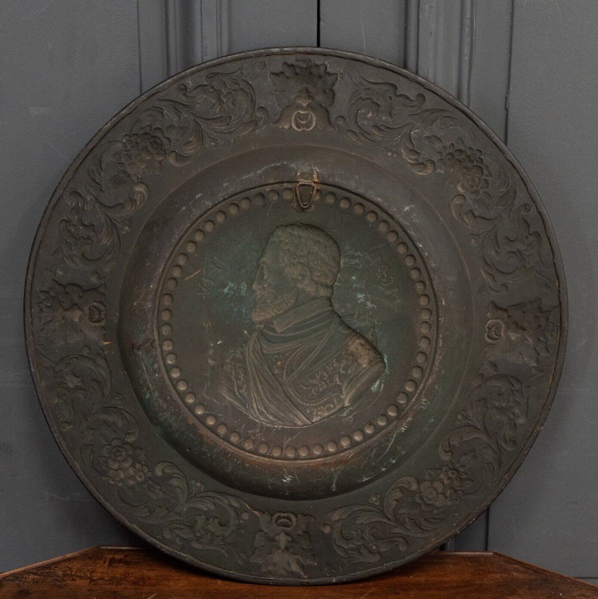 Brass Metal Wall Plaque Tray Representing Henri IV Late 19th Century-photo-1