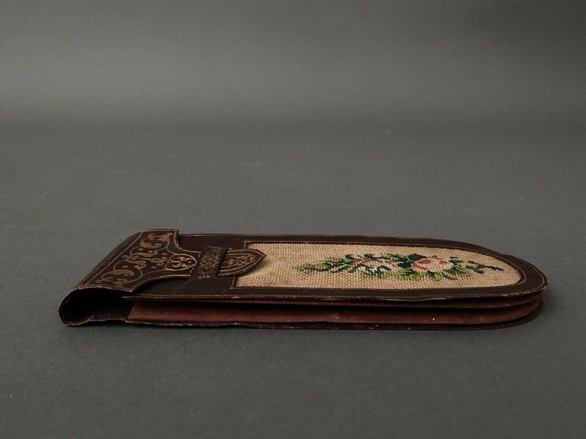 Rare Iron-stamped Leather Message Case With Floral Decoration, Late 18th Century-photo-3