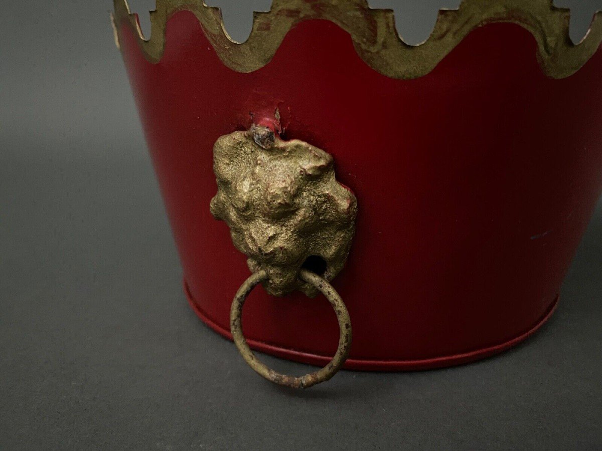 19th Century Sheet Metal Cooler With Red Background With Gilding And Lion Heads-photo-4