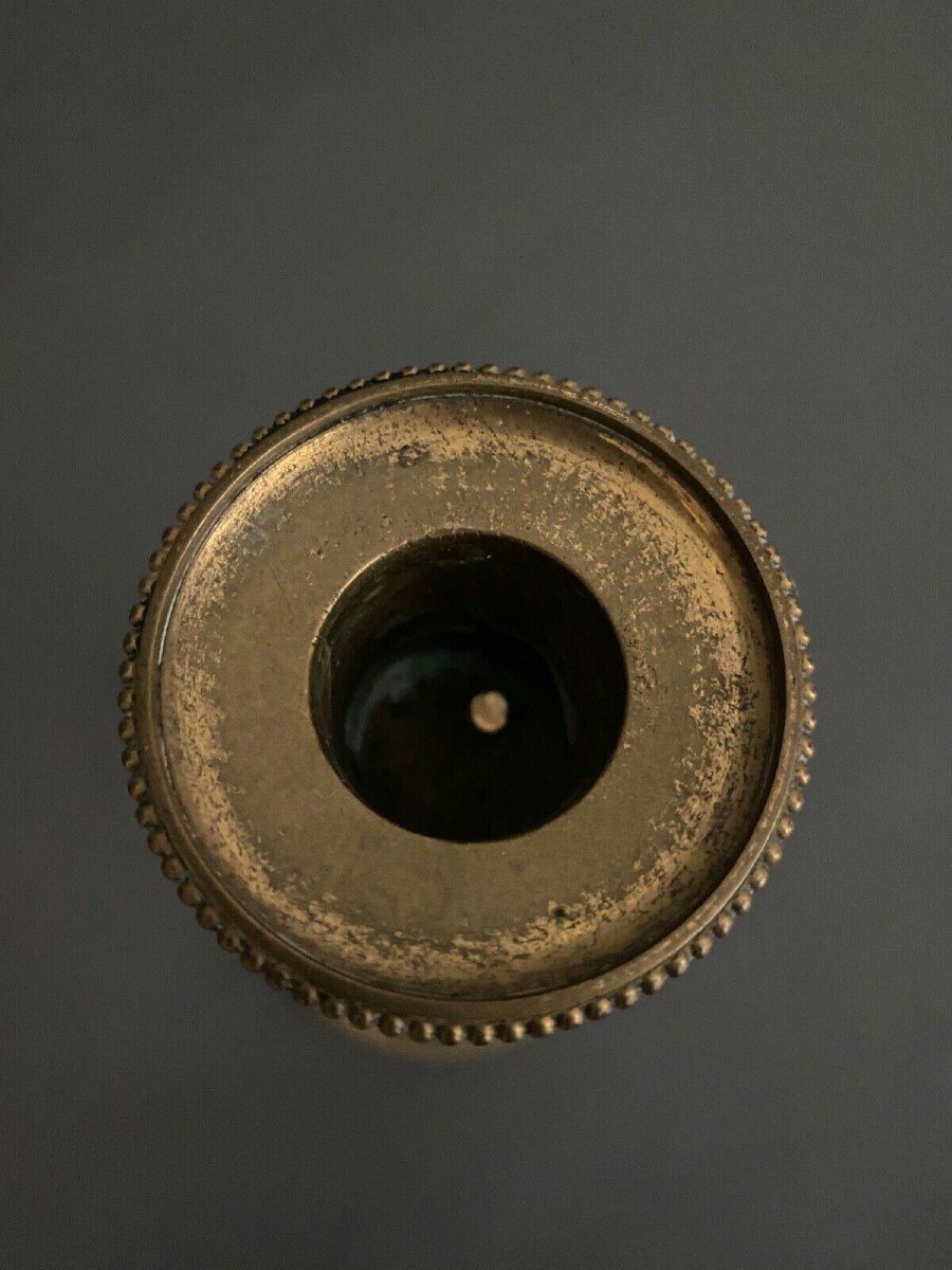 Paire de bougeoirs en bronze dans le goût de Eugène Hazart style Louis XVI-photo-3