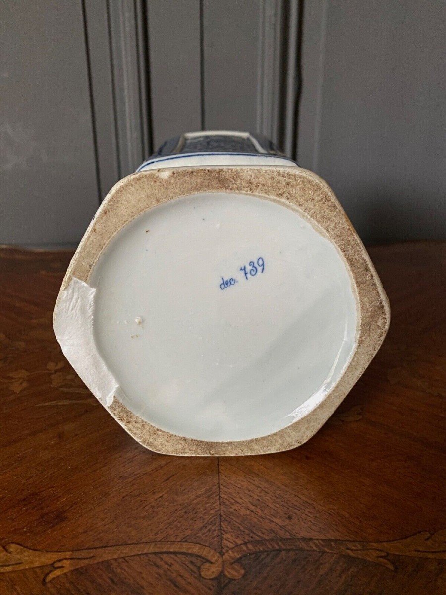 Pair Of Japanese Hexagonal Blue Background Vases With Cut Sides Dec 739-photo-5